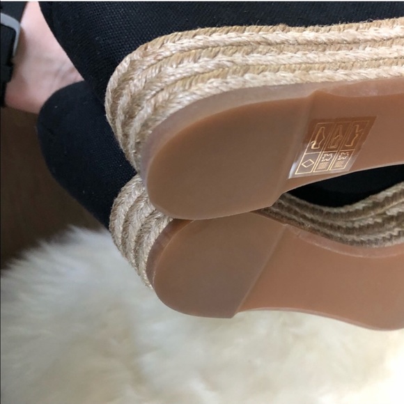 NEW Tory Burch Black Tan Majorca Logo Wedge Sandal - Picture 6 of 7